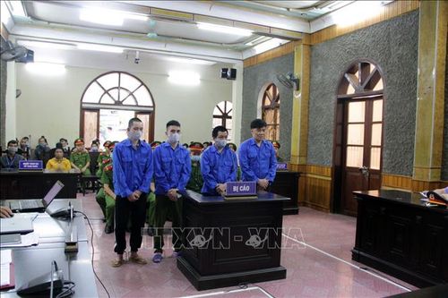 Phiên tòa mẫu xét xử vụ án mua bán trái phép 6 bánh heroin