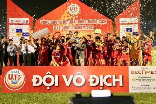 Không đồng ý U19 PVF đổi thành đội Cảng Sài Gòn