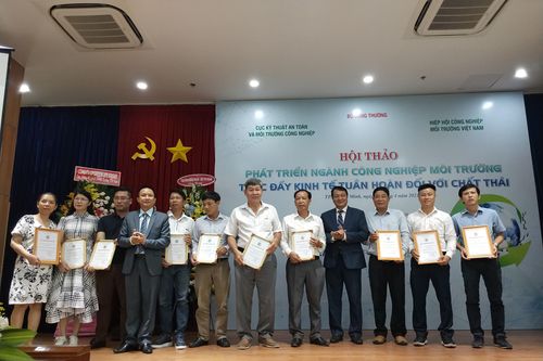Phát triển ngành công nghiệp môi trường, thúc đẩy kinh tế tuần hoàn đối với chất thải