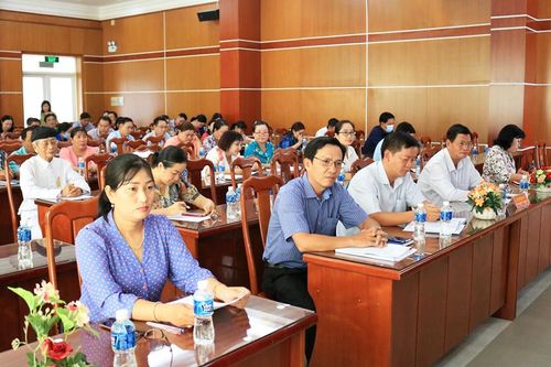 UBND TP. Long Xuyên triển khai các nội dung có liên quan để ứng cử viên đại biểu HĐND thành phố thực hiện chương trình hành động