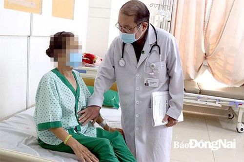 Phẫu thuật sa bàng quang, sa sinh dục cho bệnh nhân 76 tuổi