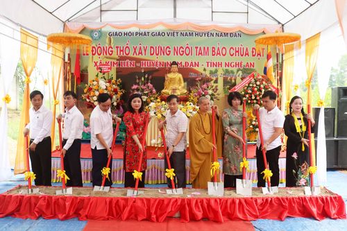 Nghệ An: Chùa Đạt động thổ xây dựng Tam bảo