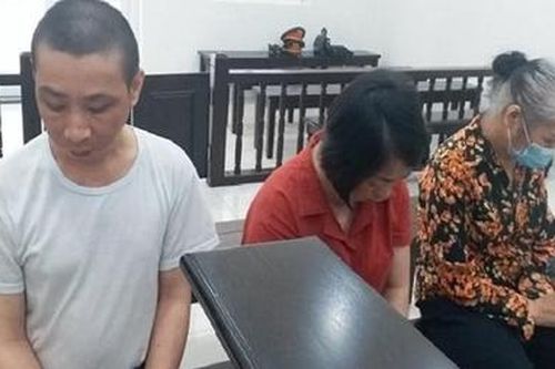 Đánh tráo sổ đỏ để bán đất của người khác