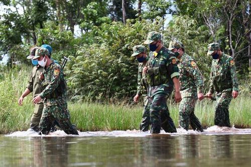 Siết chặt biên giới, chủ động ứng phó nguy cơ dịch bệnh