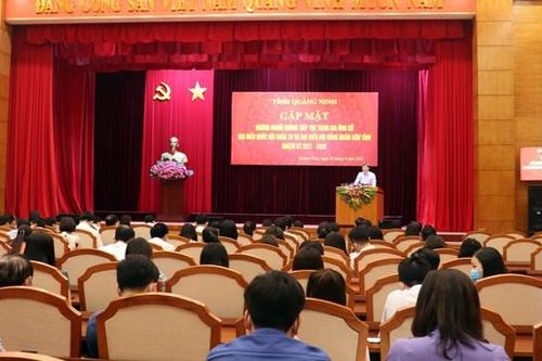 Quảng Ninh: Gặp mặt những người không tiếp tục ứng cử