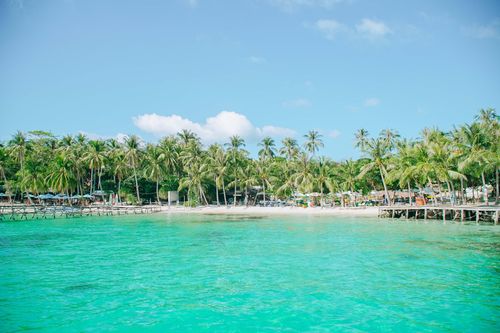 Phú Quốc, thành phố đảo hút khách du lịch