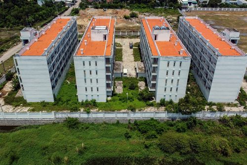 Ký túc xá 77 tỷ đồng không có sinh viên