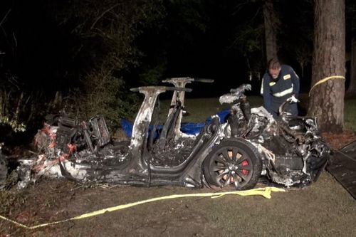 Tesla 'đảo ngược' kết quả điều tra vụ tai nạn xe điện tại Texas