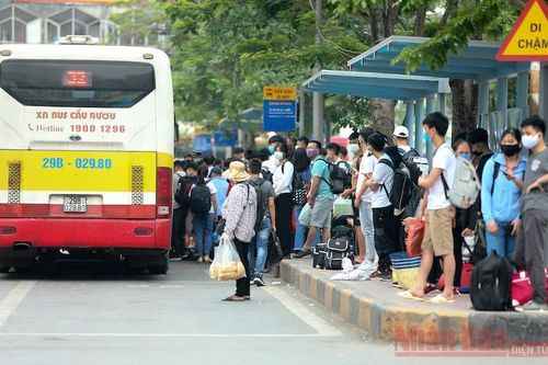 Lượng khách tại các bến xe có thể tăng 200% vào cao điểm nghỉ lễ 30-4 và 1-5
