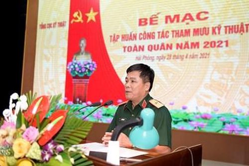 Bế mạc Hội nghị tập huấn công tác tham mưu kỹ thuật toàn quân năm 2021