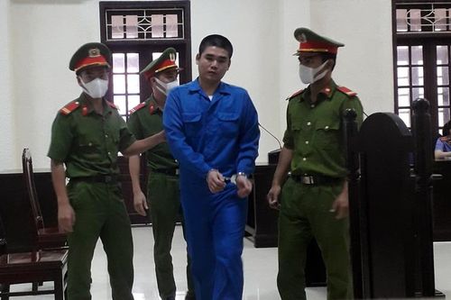 Thuê con nghiện vận chuyển 'hàng độc'