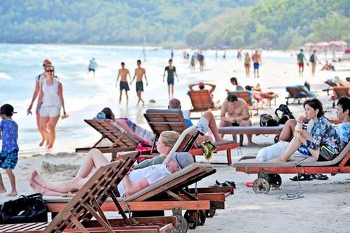 Làm gì để du lịch biển hết đơn điệu?
