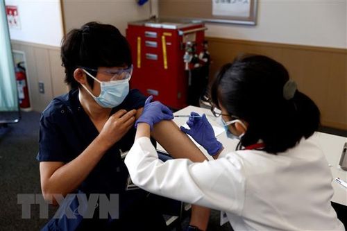 Nhật Bản hỗ trợ xây dựng hệ thống vận chuyển vaccine cho các nước