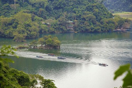 Nao lòng trước vẻ đẹp mùa thu của Ba Bể