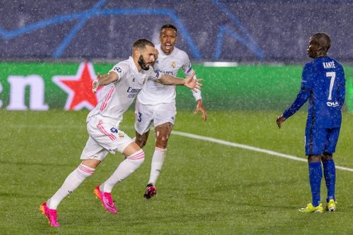 Benzema ghi bàn đẳng cấp, Real Madrid thoát thua Chelsea