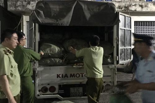 Cao Bằng: Phát hiện trên 1.800 kg nguyên liệu lá thuốc lá không rõ nguồn gốc xuất xứ