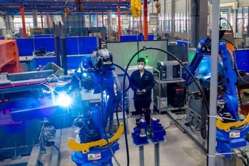 Lợi nhuận công nghiệp Trung Quốc tăng 9,2% khiến giới chuyên gia lạc quan