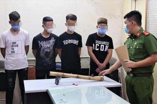 Lời khai của 4 học sinh tẩm ma túy vào thuốc lào ngang nhiên hút trước cổng bệnh viện tỉnh Hải Dương