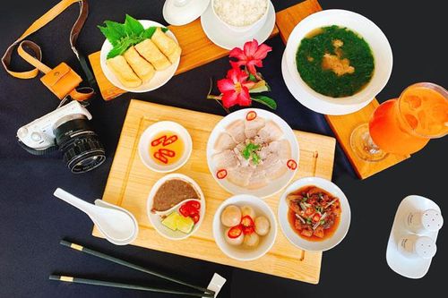 Thưởng thức cơm trưa gia đình chuẩn 5 sao tại TTC Hotel Michelia