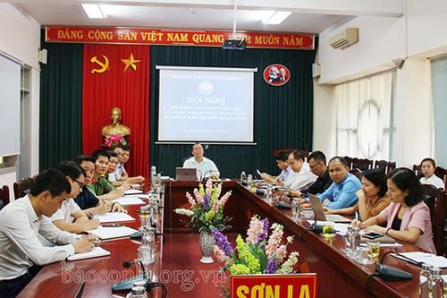 Bộ Thông tin và Truyền thông đẩy mạnh cung cấp dịch vụ công trực tuyến mức độ 4