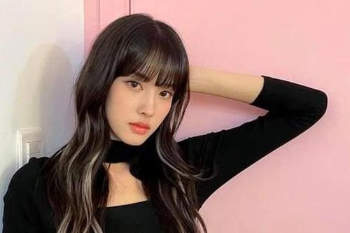 Hội 'idol chân dài như Thủy thủ Mặt Trăng' vừa kết nạp thêm thành viên mới: Yoon (STAYC)
