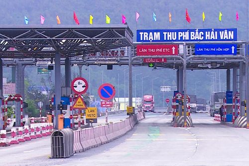 Bộ GTVT và chủ đầu tư nói gì về việc tăng phí BOT Bắc Hải Vân?