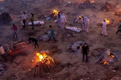 Những nghĩa địa ngày một chật hẹp tại Ấn Độ và Bangladesh