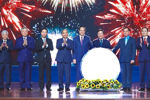 Lễ kỷ niệm 135 năm Ngày Quốc tế Lao động và phát động Tháng Công nhân 2021