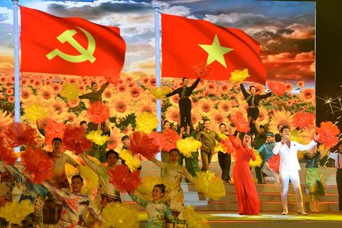 Vang mãi 'Bản hùng ca của mùa xuân đại thắng'