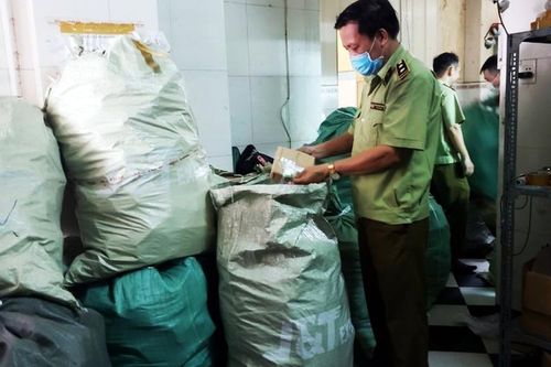 Phát hiện hàng 'mù' nguồn gốc