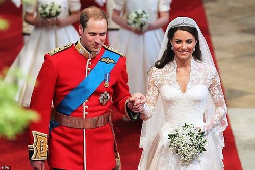 Nhìn lại đám cưới 'cổ tích' của Công nương Kate 10 năm trước