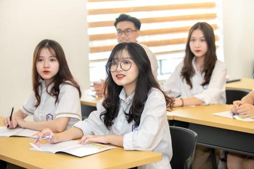 Bí quyết đạt điểm cao: Môn Địa lý - Tự tin nhờ kỹ năng sử dụng Atlat
