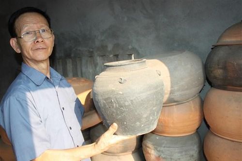 Nghề truyền thống: 'Liều thuốc' tôn vinh chưa đủ để tồn tại