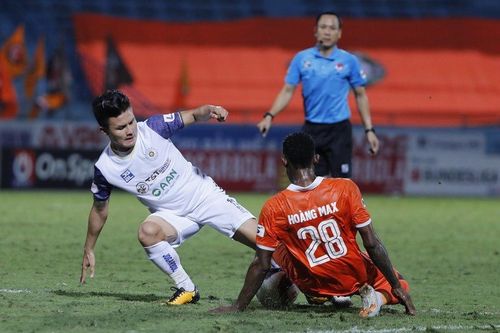 Lần đầu tiên, Hà Nội FC sẽ 'văng' khỏi top 3 V-League kể từ năm 2010?