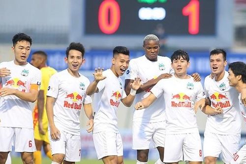 Vòng 11 V-League: Hoàng Anh Gia Lai không có đối thủ, Hà Nội FC bại trận trên sân nhà
