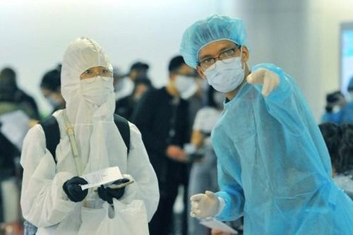 Việt Nam chưa có quy định cụ thể về hộ chiếu vaccine, các trường hợp nhập cảnh phải cách ly 14 ngày