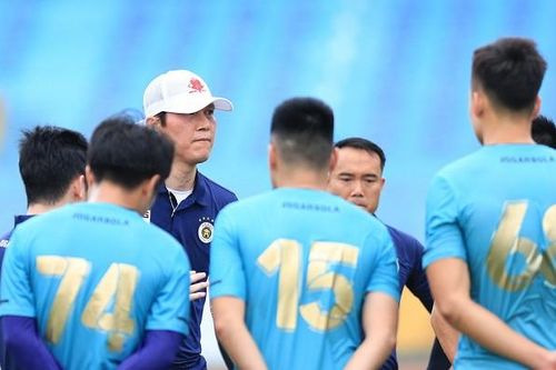 Bình Định phá vỡ tiệc ra mắt của HLV Park Choong Kyun