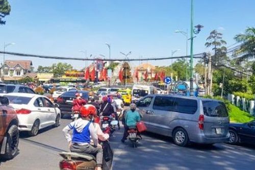 Đà Lạt sắp có đèn xanh đèn đỏ đầu tiên?