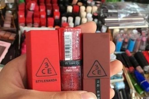 Cẩn thận với son môi rởm mua trên mạng