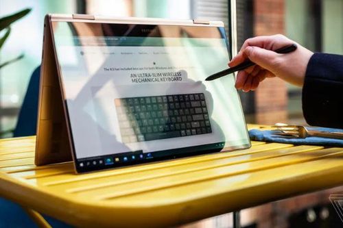 Samsung lần đầu ra mẫu laptop mới mỏng và nhẹ ở quy mô toàn cầu