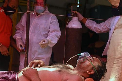 Mỹ khuyến cáo công dân khẩn trương rời khỏi Ấn Độ vì khủng hoảng COVID-19