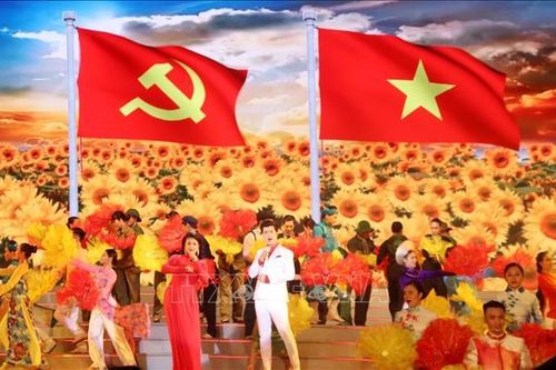Đặc sắc chương trình nghệ thuật 'Bản hùng ca của mùa Xuân đại thắng'