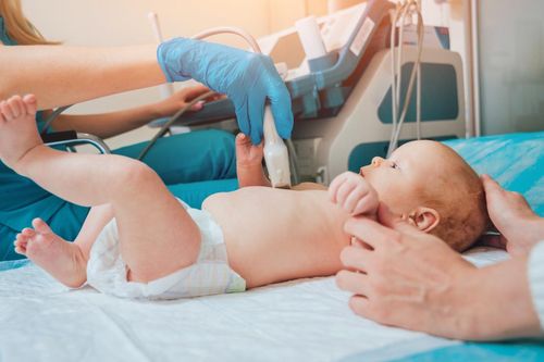 Bà bầu mắc bệnh Rubella giai đoạn nào khiến trẻ dễ mắc bệnh tim bẩm sinh?