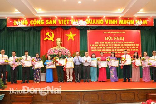 Tích cực học tập và làm theo Bác