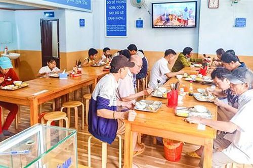 Quán Yên Vui mang lại nụ cười