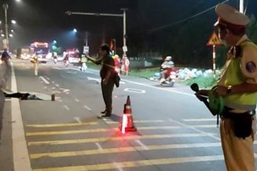 Điều tra vụ tai nạn trên QL1A làm 2 nam thanh niên tử vong