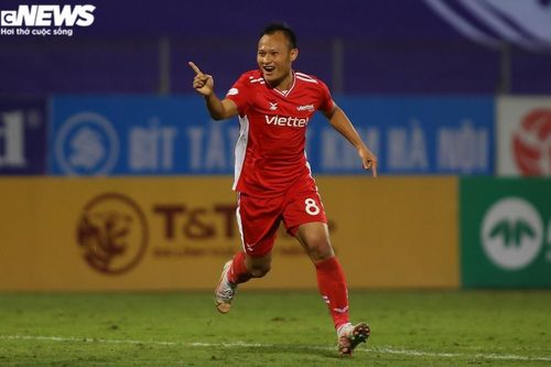 Trọng Hoàng chấn thương, khó dự vòng loại World Cup