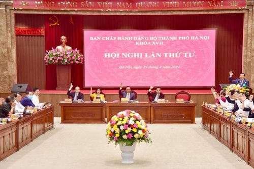 Giải quyết cho được những tồn tại, hạn chế, xây dựng đội ngũ cán bộ ngang tầm nhiệm vụ