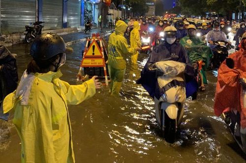 Hà Nội ban hành kế hoạch thoát nước, chống úng ngập mùa mưa 2021