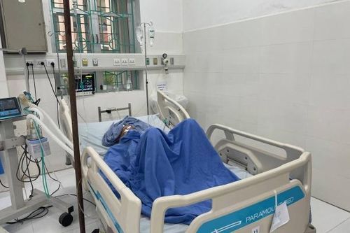 Huy động 4 đơn vị máu trong đêm, cứu cụ bà nguy kịch do bị trâu húc